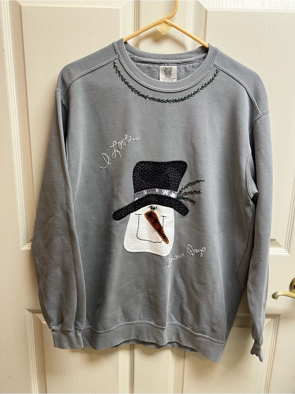 NWOT Handmade “I Love Snow Days” Winter Crewneck Snowman Sweater, Size Medium